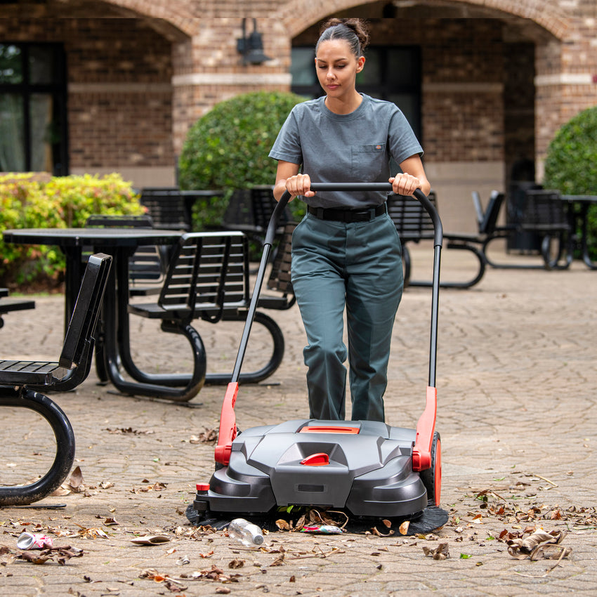 BISSELL® BigGreen BG477B | 31 inch Parking Lot Sweeper