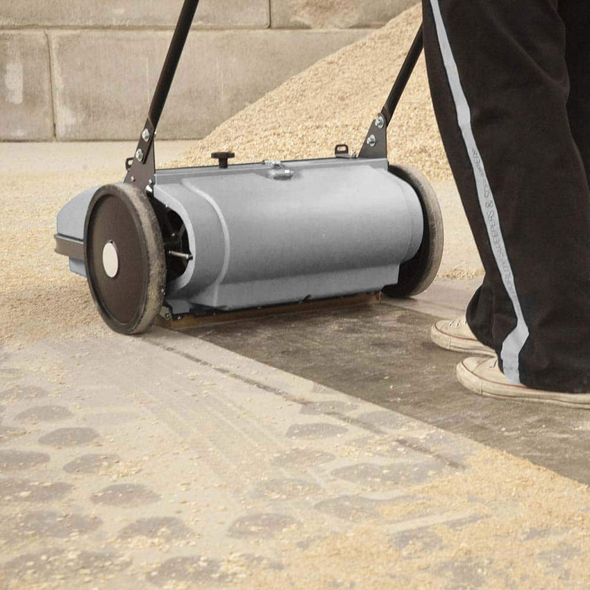 BISSELL BGDFS29 Dust Free Manual Push Sweeper